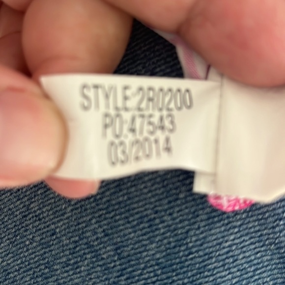 Vineyard Vines mini skirt whale‎ tails in a chevron patters stretchy soft flowy - Picture 6 of 6